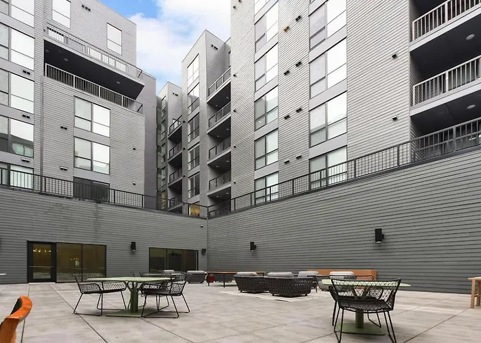 Apartment Hulu+gym+parking Near Shopping|upmc|universities